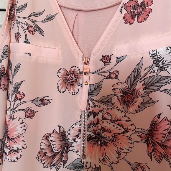 Tank - Picture 4 of 5